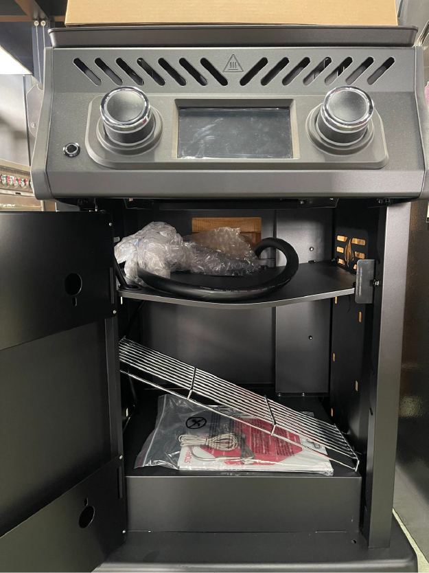 Napoleon Rogue Electric Grill cabinets