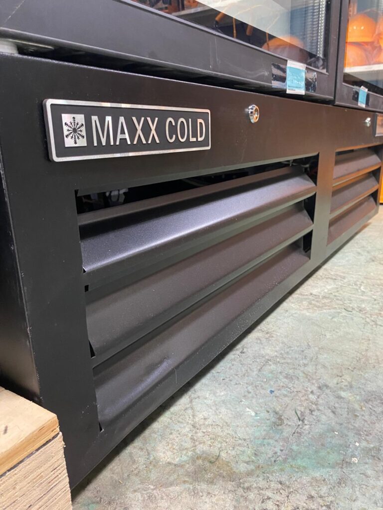 Maxx Cold DB Merchandiser 3
